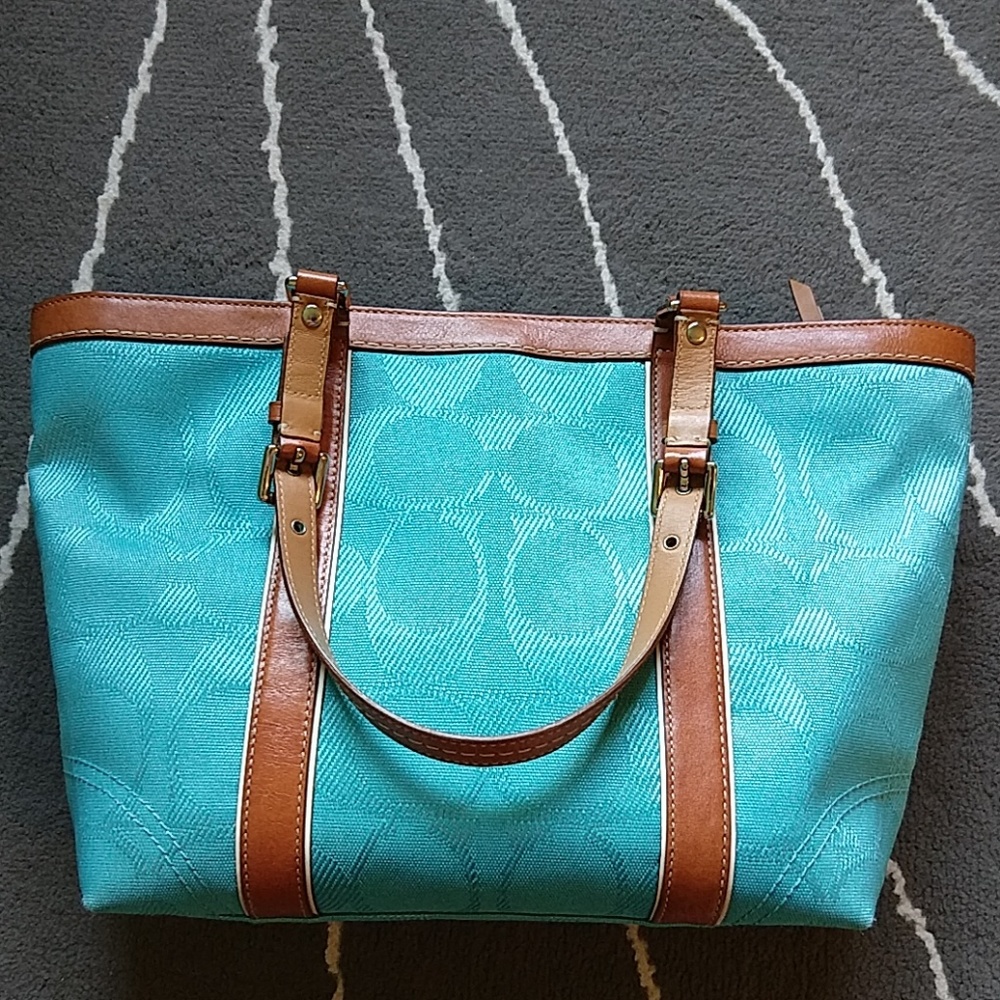 Open to offers Coach purse Like new condition